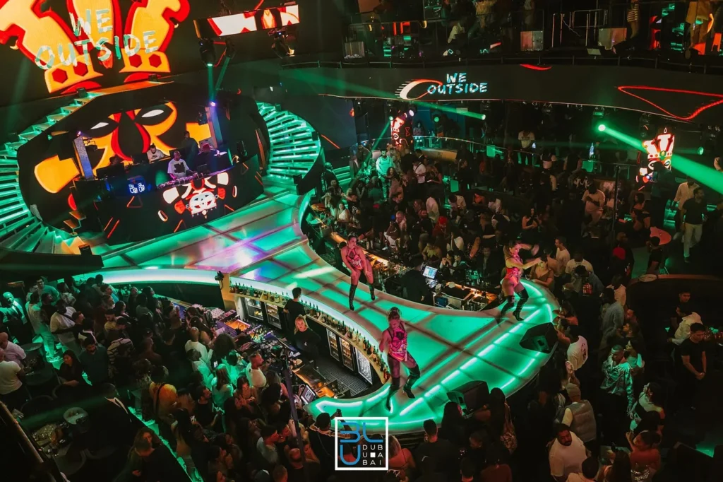 blu dubai club dance floor